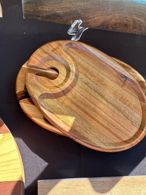 Wine holder/charcuterie board