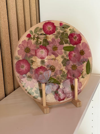 Epoxy & Dried Flowers Workshop | Sacramento Resin Class | Workboots & Glasses